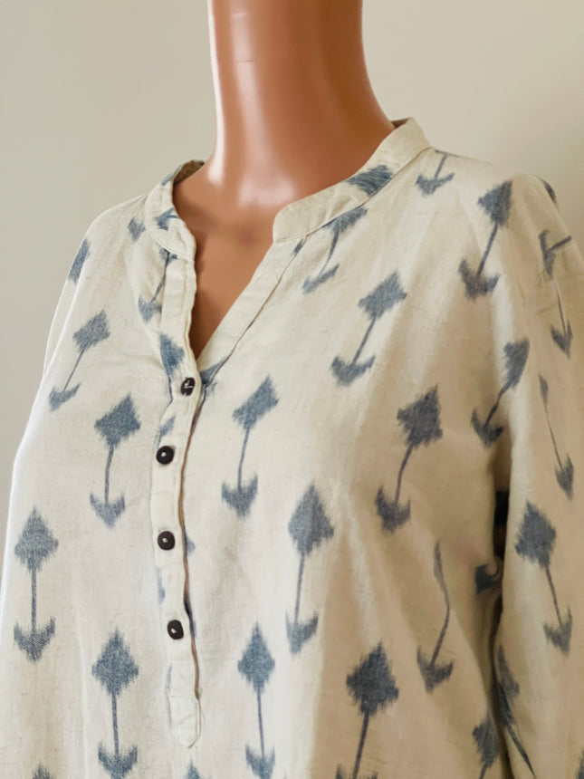 UTSA Women's Casual White Kurta - L Size