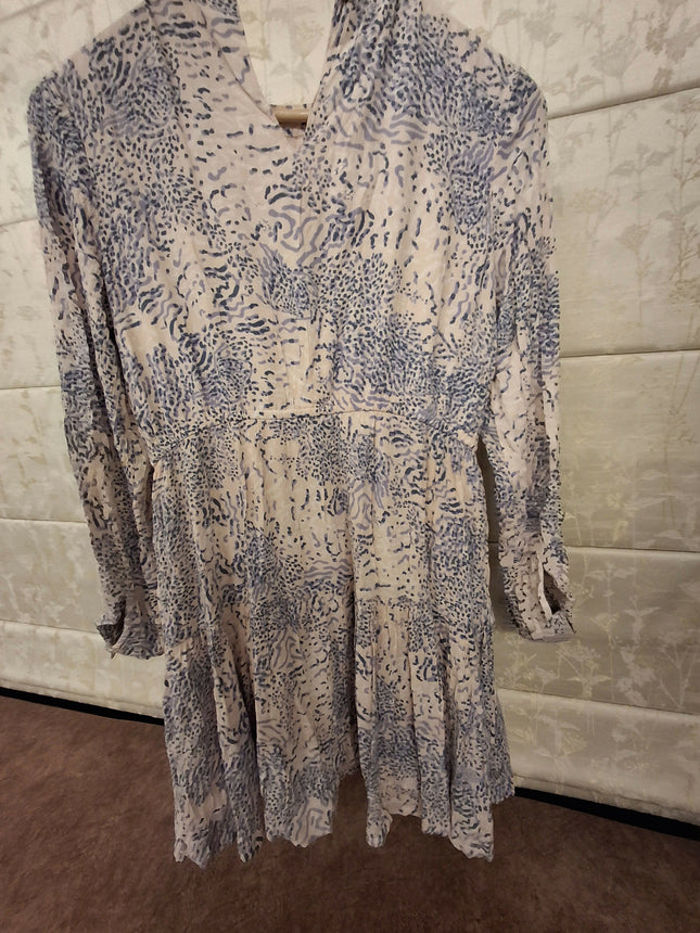Party Wear Casual Wear Knee Length Dress - Size M