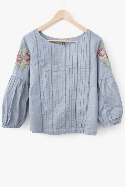 Akkriti by Pantaloons Grey Cotton Embroidered Top Size S
