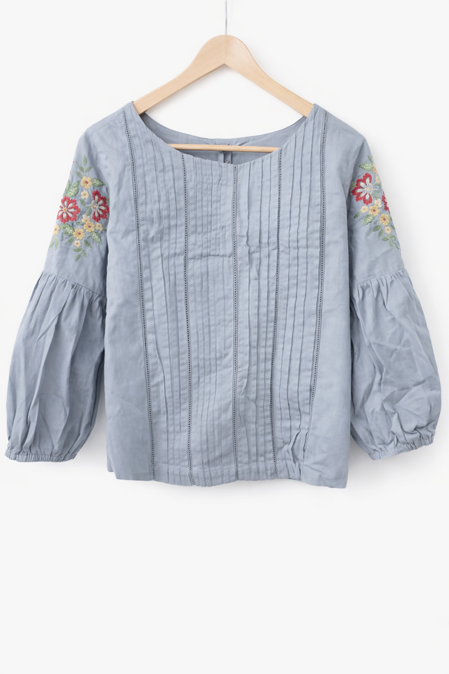 Akkriti by Pantaloons Grey Cotton Embroidered Top Size S
