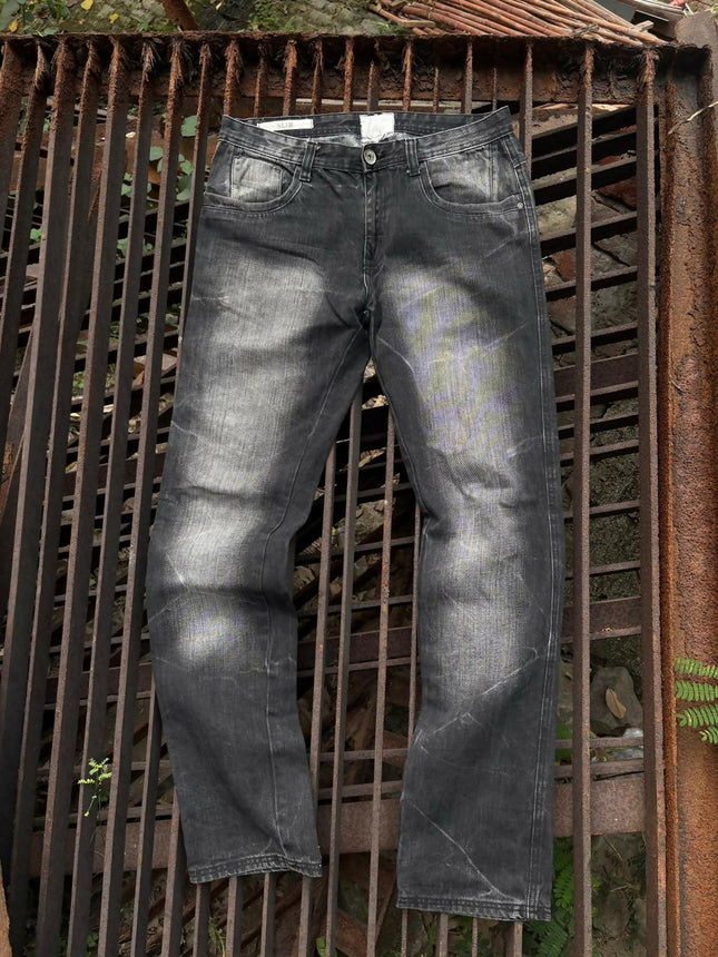 Men's black washed straight-fit denim jeans - M Size