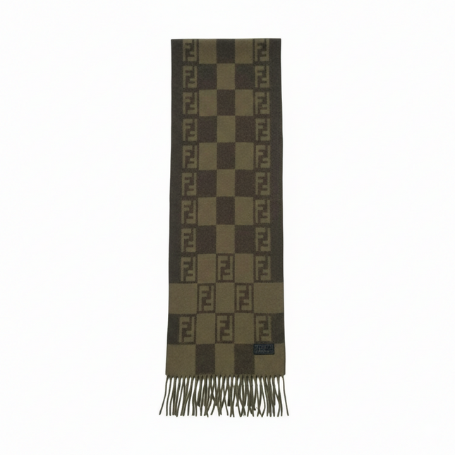 Pre owned Fendi Roma FF Logo Women's Scarf!