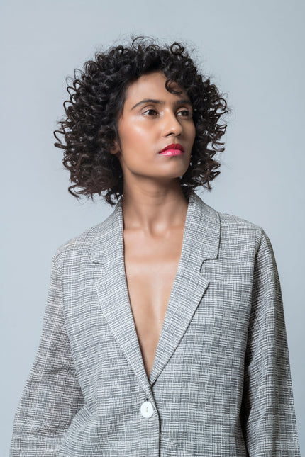 Anushe Pirani Women's Asymmetric Hem Jacket