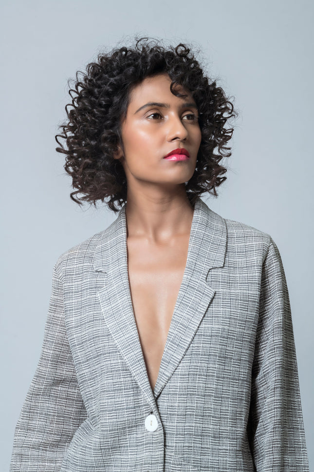 Anushe Pirani Women's Asymmetric Hem Jacket