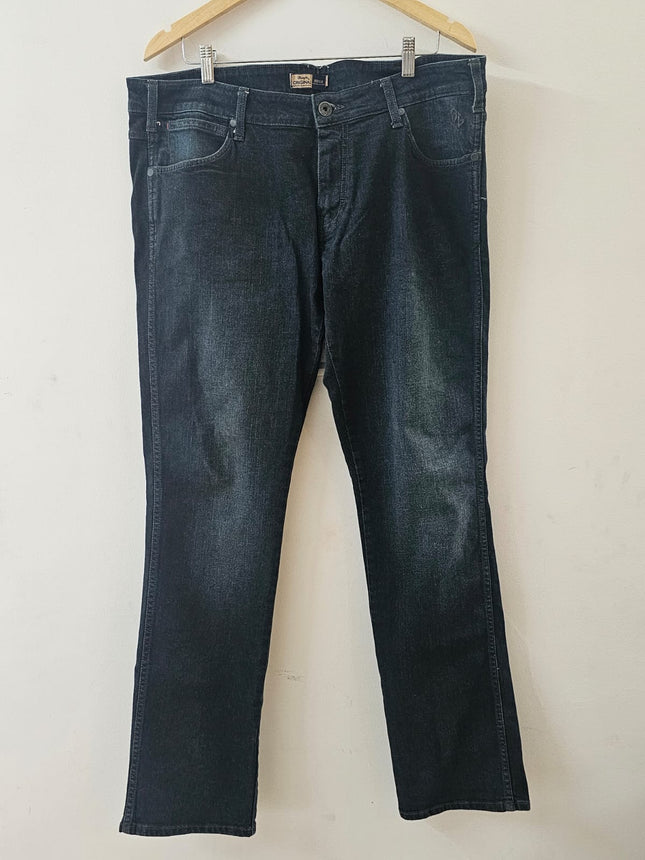 Wrangler Originals Blue-Black Regular Jeans For Men - XXL Size
