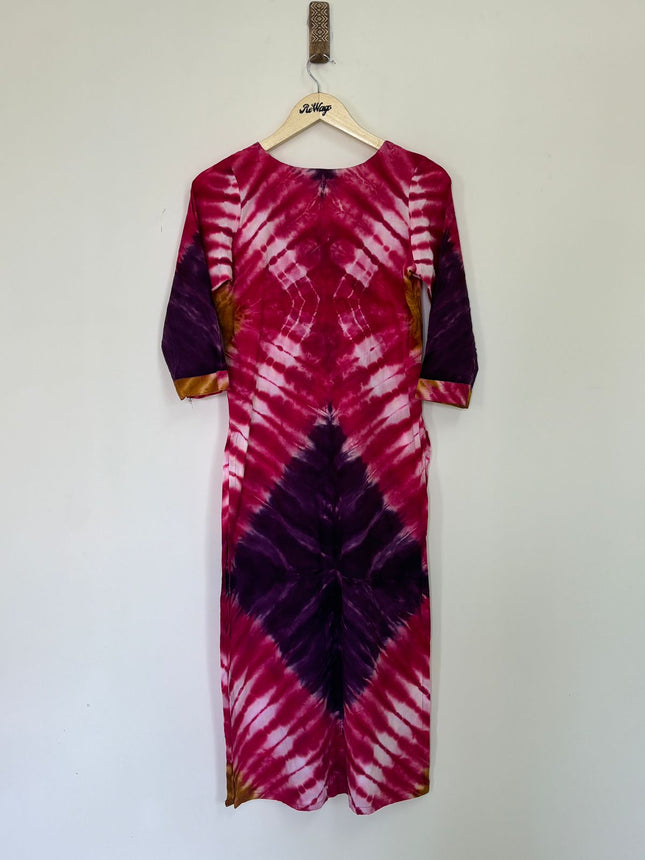 Women's 3/4th Sleeve Pink Cotton Kurti - M Size