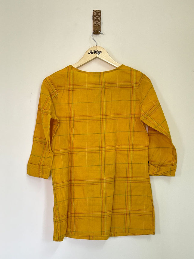 Women's 3/4th Sleeve Short Round Neck Yellow  Kurti - M Size