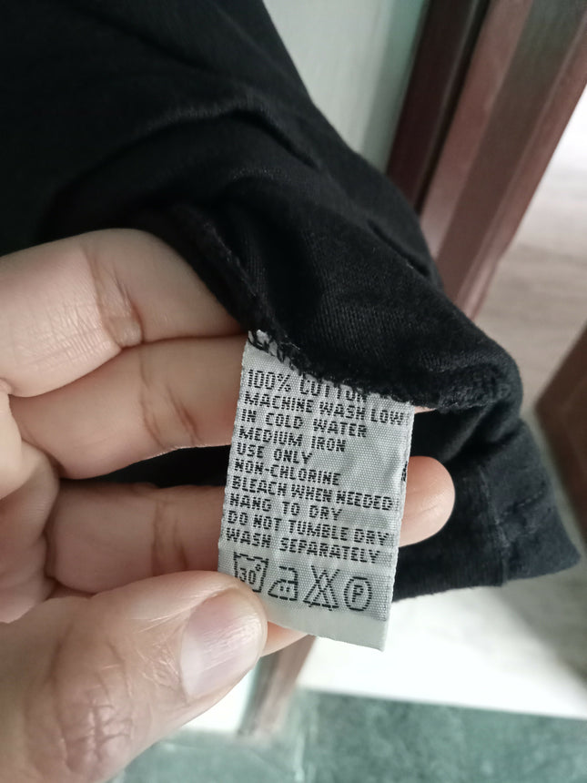 Black Vintage Giordano T-shirt