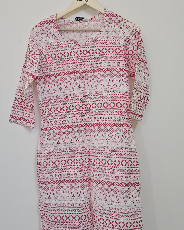 JANGRIA Women's 3/4th Sleeve Diamond Neck  White Kurti - M Size