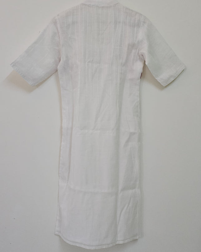 Women's Round Neck Half Sleeve White Kurti - S Size