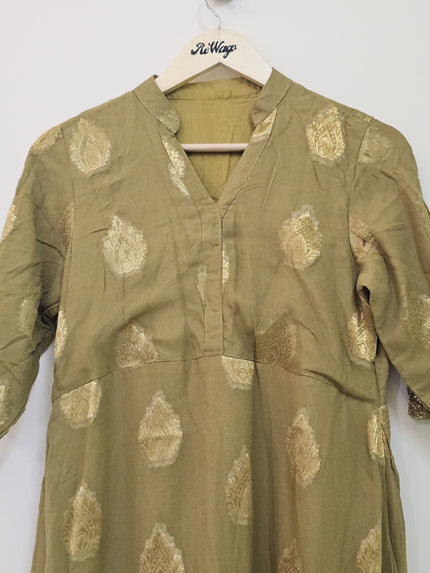 Women's V-Neck Half Sleeve Green Kurti - S Size