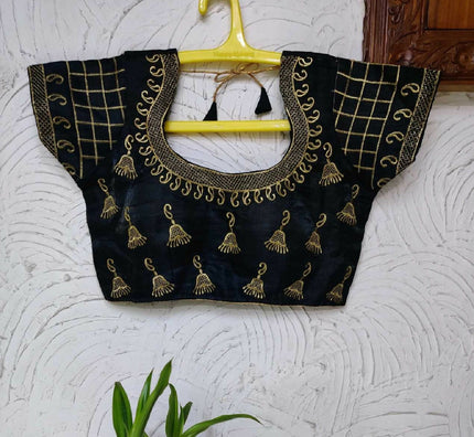Women's Embroidered Blouse