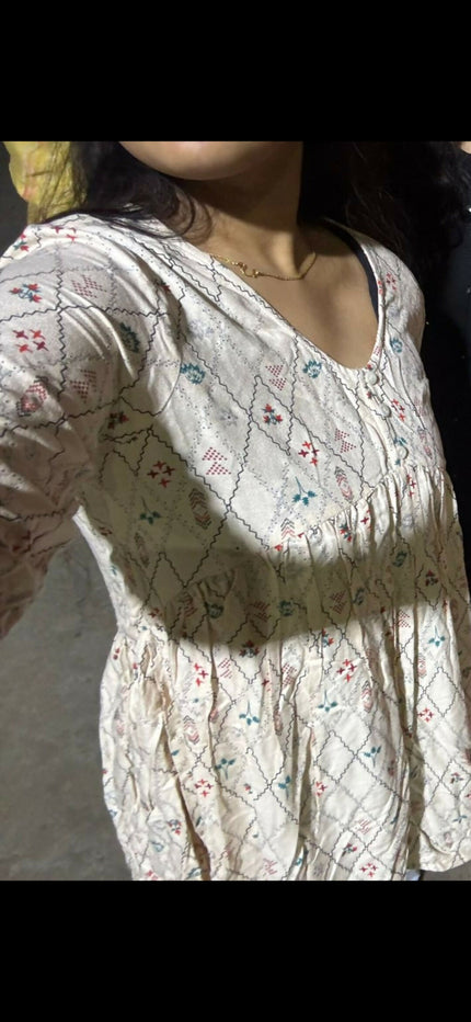 Women's Casual White Short kurta - L Size
