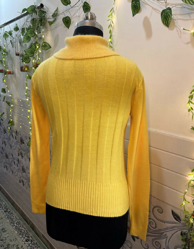 Women's Chanel Authentic Yellow Sweater - S Size