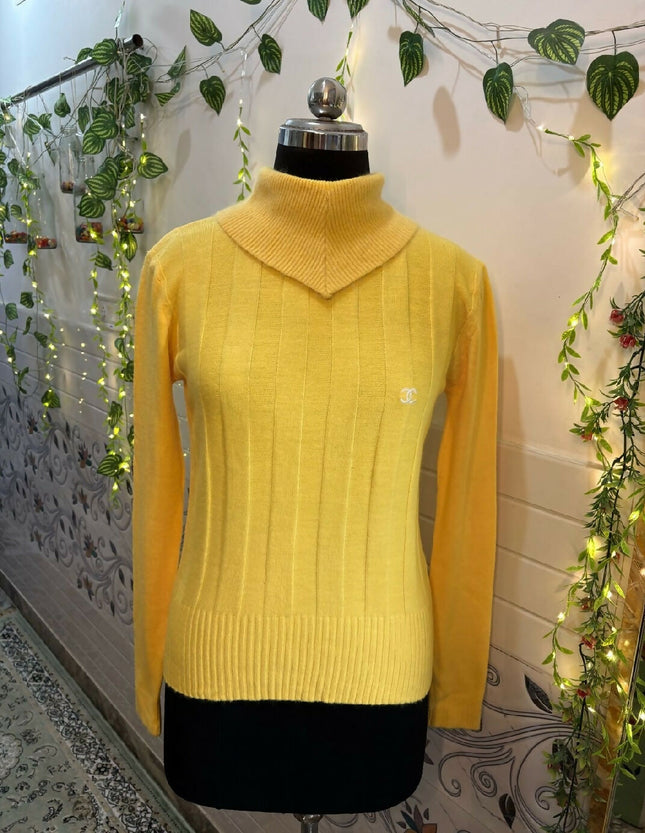 Women's Chanel Authentic Yellow Sweater - S Size