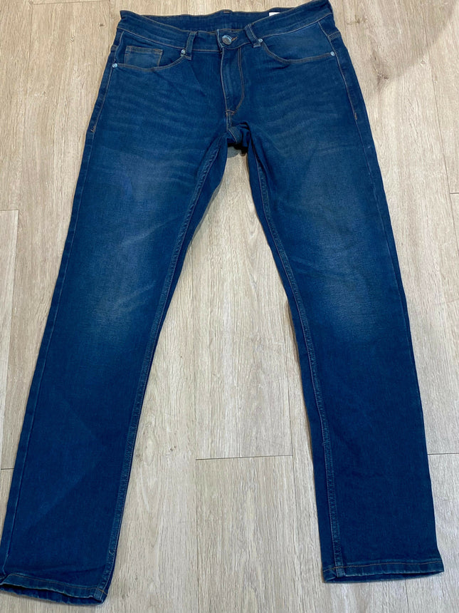 76e19b9d-7f5e-4826-88cf-8060337b9cc4